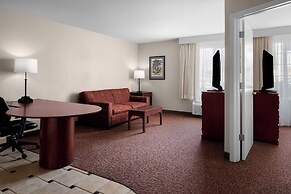 Larkspur Landing Extended Stay Suites Hillsboro