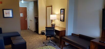 Comfort Inn & Suites Decatur - Forsyth