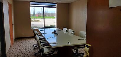 Comfort Inn & Suites Decatur - Forsyth