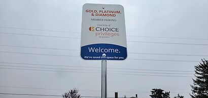 Comfort Inn & Suites Decatur - Forsyth