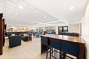 Comfort Inn & Suites Decatur - Forsyth