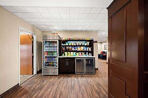 Comfort Inn & Suites Decatur - Forsyth