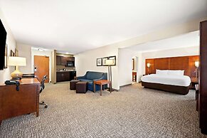 Comfort Inn & Suites Decatur - Forsyth