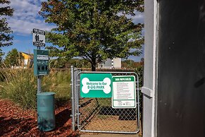 Wingate by Wyndham Charlotte Speedway/Concord