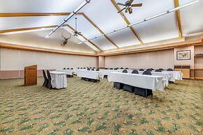 AmericInn by Wyndham Chamberlain - Conference Center