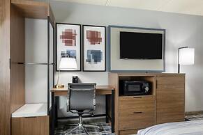 AmericInn by Wyndham Chamberlain - Conference Center