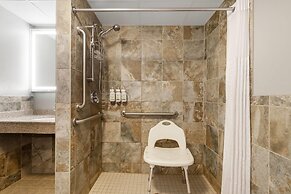 AmericInn by Wyndham Chamberlain - Conference Center