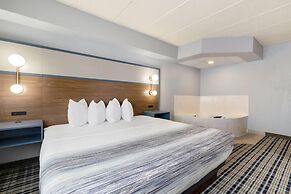 AmericInn by Wyndham Chamberlain - Conference Center