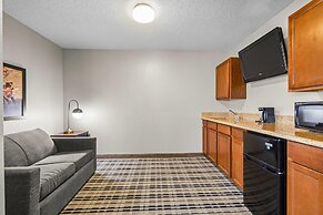 AmericInn by Wyndham Chamberlain - Conference Center