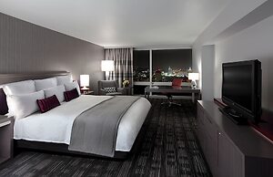 Loews Hollywood Hotel