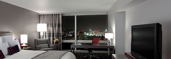 Loews Hollywood Hotel