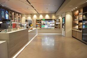 Loews Hollywood Hotel