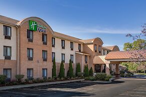 Holiday Inn Express Hotel & Suites Canton by IHG