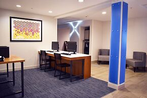 Holiday Inn Express & Suites Albany by IHG