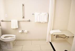 Holiday Inn Express & Suites Albany by IHG