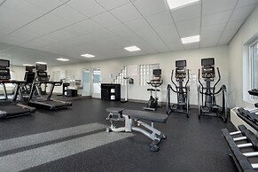 Holiday Inn Express Hotel & Suites Saginaw, an IHG Hotel