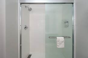 Holiday Inn Express Hotel & Suites Saginaw by IHG