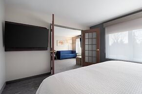 Holiday Inn Express Hotel & Suites Saginaw by IHG