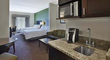 Holiday Inn Express Hotel & Suites Saginaw by IHG