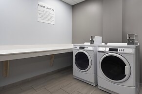 Holiday Inn Express Hotel & Suites Saginaw by IHG