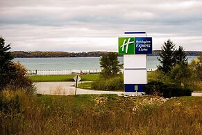 Holiday Inn Express Hotel & Suites Acme-Traverse City, an IHG Hotel