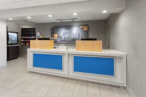 Holiday Inn Express Hotel & Suites Acme-Traverse City by IHG