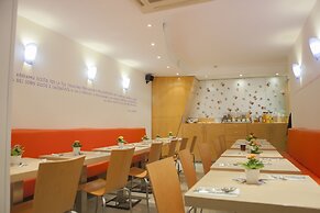 Hotel Franklin Feel The Sound