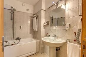 Hotel Franklin Feel The Sound