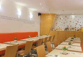 Hotel Franklin Feel The Sound