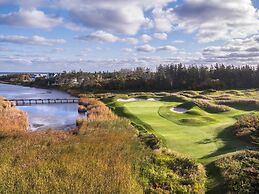 Rodd Crowbush Golf & Beach Resort