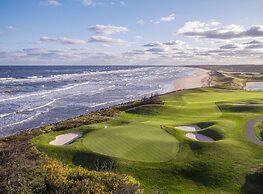 Rodd Crowbush Golf & Beach Resort