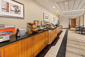 Wingate by Wyndham Calgary