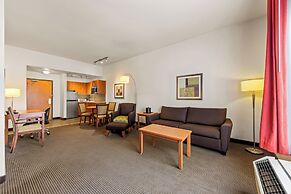 Wingate by Wyndham Calgary