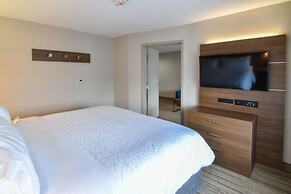 Holiday Inn Express & Suites Indianapolis Northwest by IHG