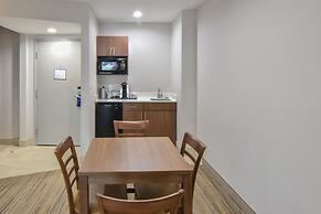 Holiday Inn Express & Suites Indianapolis Northwest by IHG