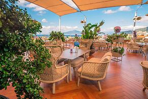 Hilton Sorrento Palace