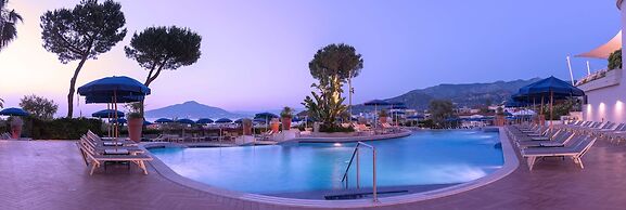 Hilton Sorrento Palace