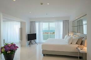 Hilton Sorrento Palace