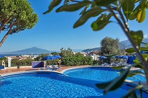 Hilton Sorrento Palace