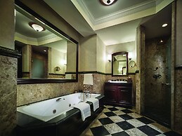 Eastern And Oriental Hotel