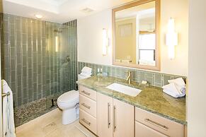 Castle Po'ipū Shores