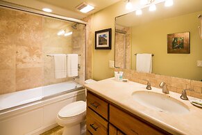 Castle Po'ipū Shores