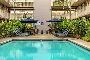 Pacific Marina Inn Airport Hotel