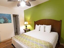 Pacific Marina Inn Airport Hotel