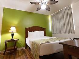 Pacific Marina Inn Airport Hotel