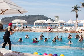 Costa De Oro Beach Hotel