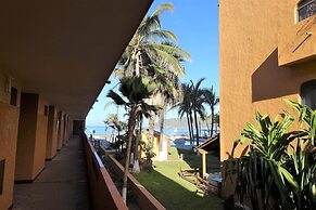 Costa De Oro Beach Hotel