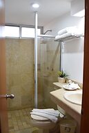 Costa De Oro Beach Hotel