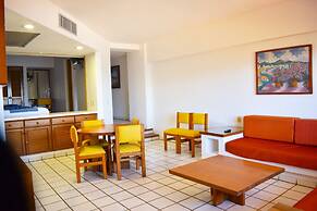 Costa De Oro Beach Hotel