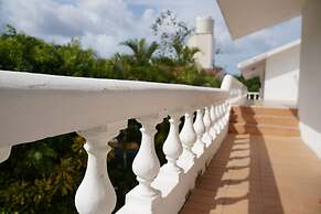 Villablanca Garden Beach Hotel